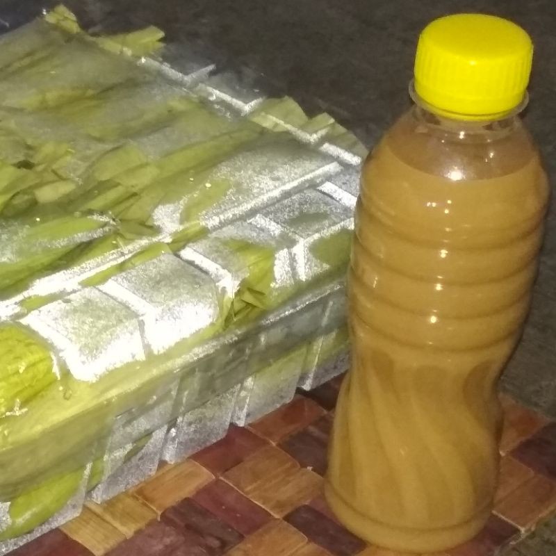 

[ Khara ] 1 botol Sambel Petis Makassar 330ml + 50bj Otak2 / fish cake ala Makassar