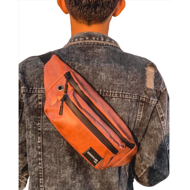 DHON.ID Waistbag pria warna coklat gratis gelng kalung & stiker keren dhon.id