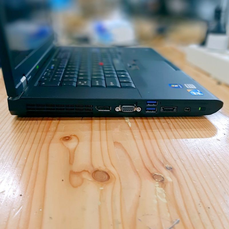 Laptop Gaming Core i7 Murah Thinkpad W520 RAM 8GB Lenovo