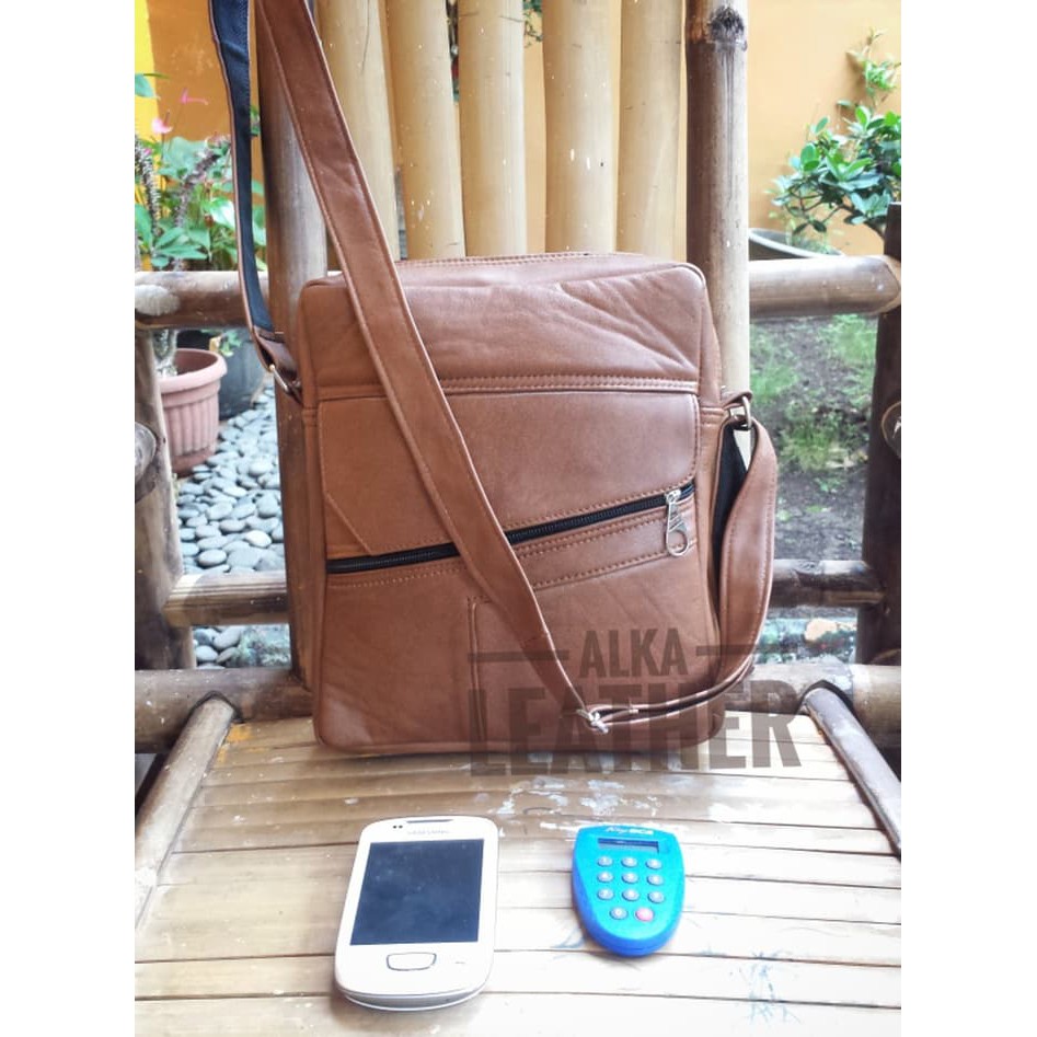 Tas Selempang Pria Kulit Domba Buatan Garut