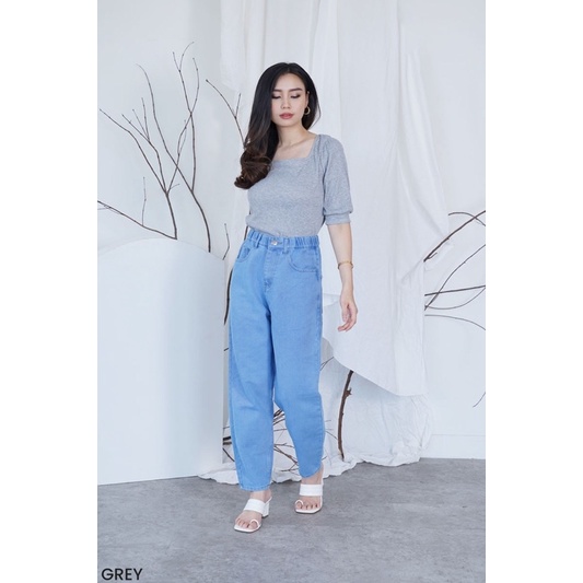 Knit Top Bella Blouse Atasan Wanita