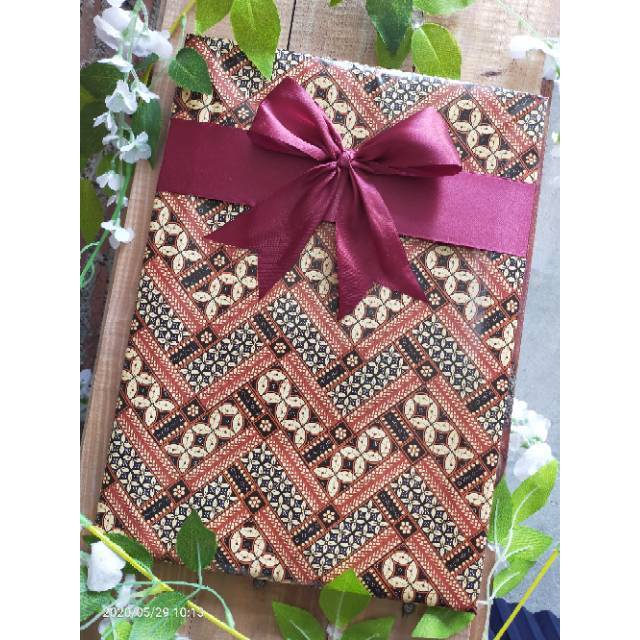 

Wrapping Kado, kertas kado, plastik parcel, box, goodie bag, paperbag,