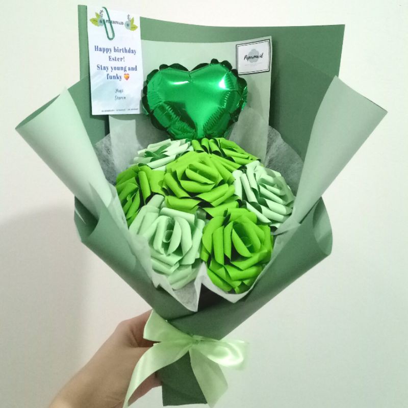 Small Balloon Bouquet (7 stems & balloon) / paper flower / bunga kertas / buket bunga