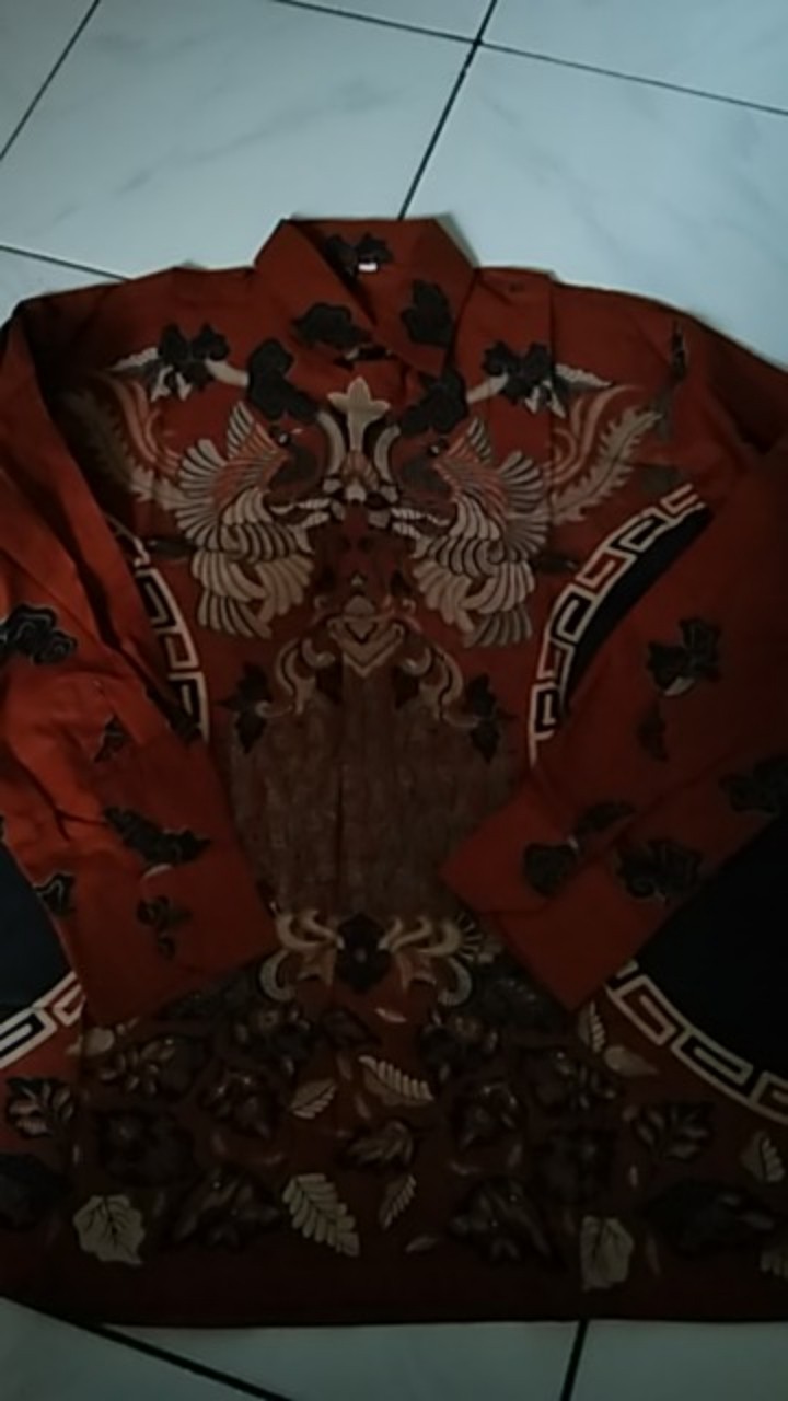 Kemeja Batik Pria Lengan Panjang • Baju Batik Pria • Atasan Tradisional Batik Pria Best Seller