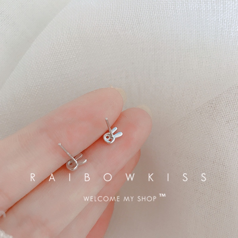 Anting Stud Bentuk Kepala Kelinci Mini Model Hollow Untuk Wanita