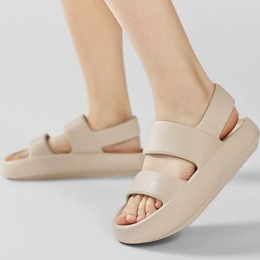 Limitless - Sandal Wanita Tali Belakang Empuk Sendal Gunung Lalisa Korean Cewek Sandal Slop Wedges