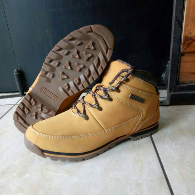 Sepatu  Firetrap rhino boot
