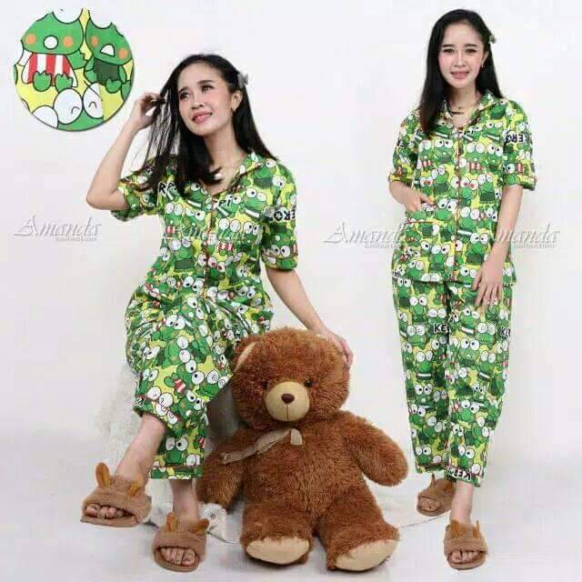 Piyama baju tidur karakter