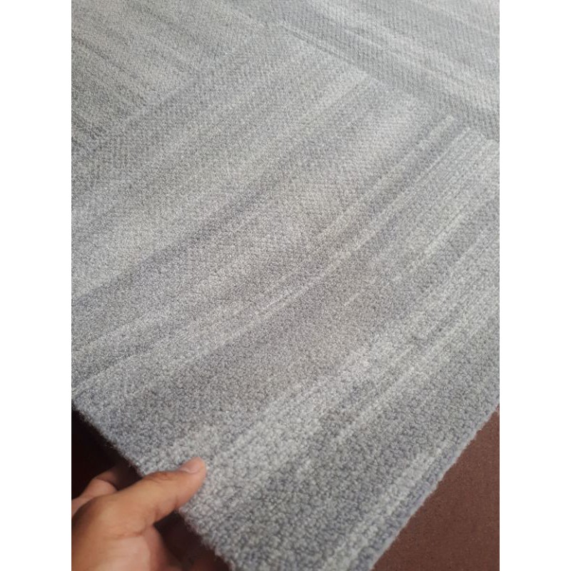 karpet tile motif marmer