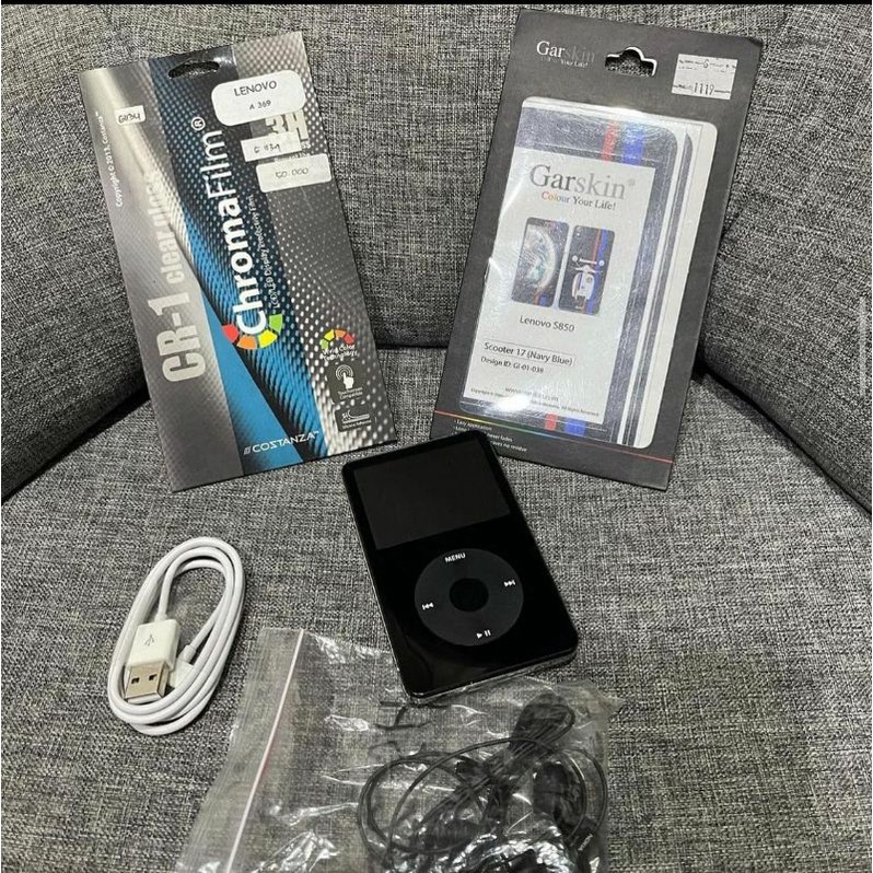 preloved Ipod gen 4th black