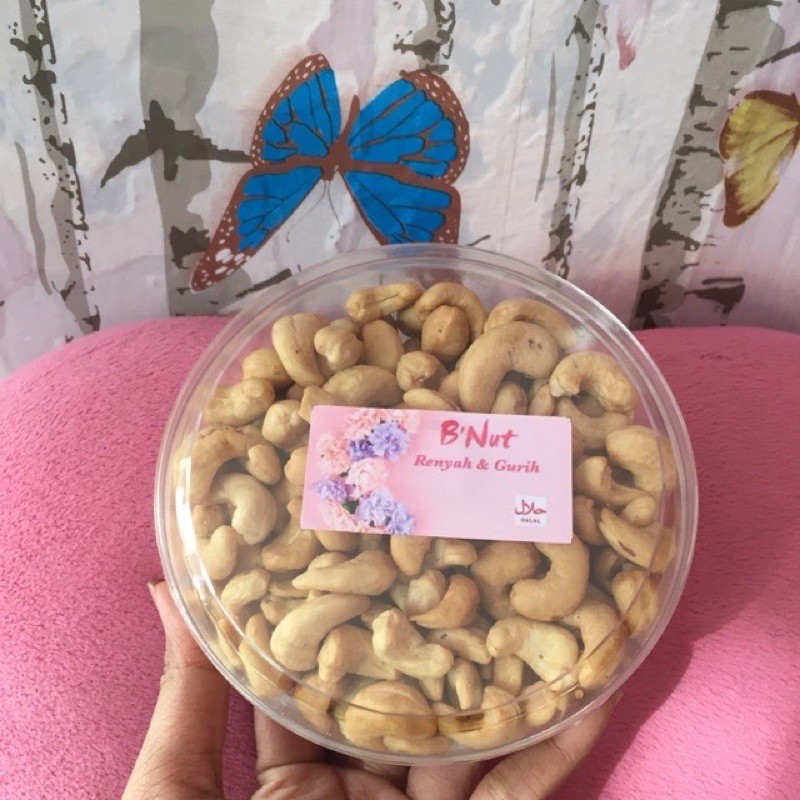 

KACANG METE MATANG MENTE UKIR METE MEDE