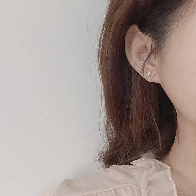 2 Pcs Perak Jarum Zirkon Anting-Anting Bunga Kupu-kupu Huruf Sendok Tulang Telinga Kuku Wanita Fashion Aksesoris - ol