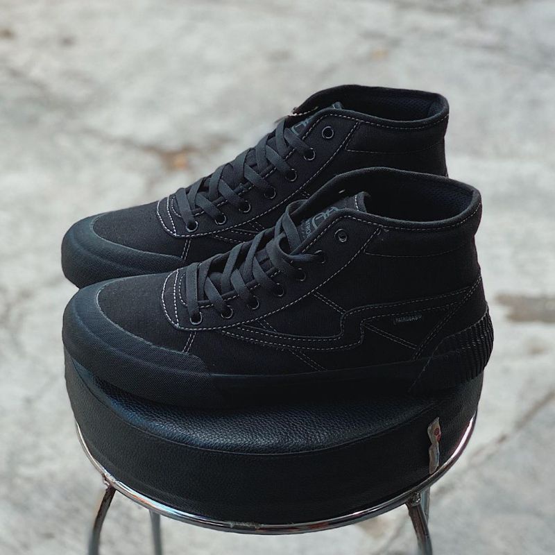 Patrobas Equip All Black High