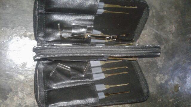 Goso Set Alat Pembuka Gembok Pintu