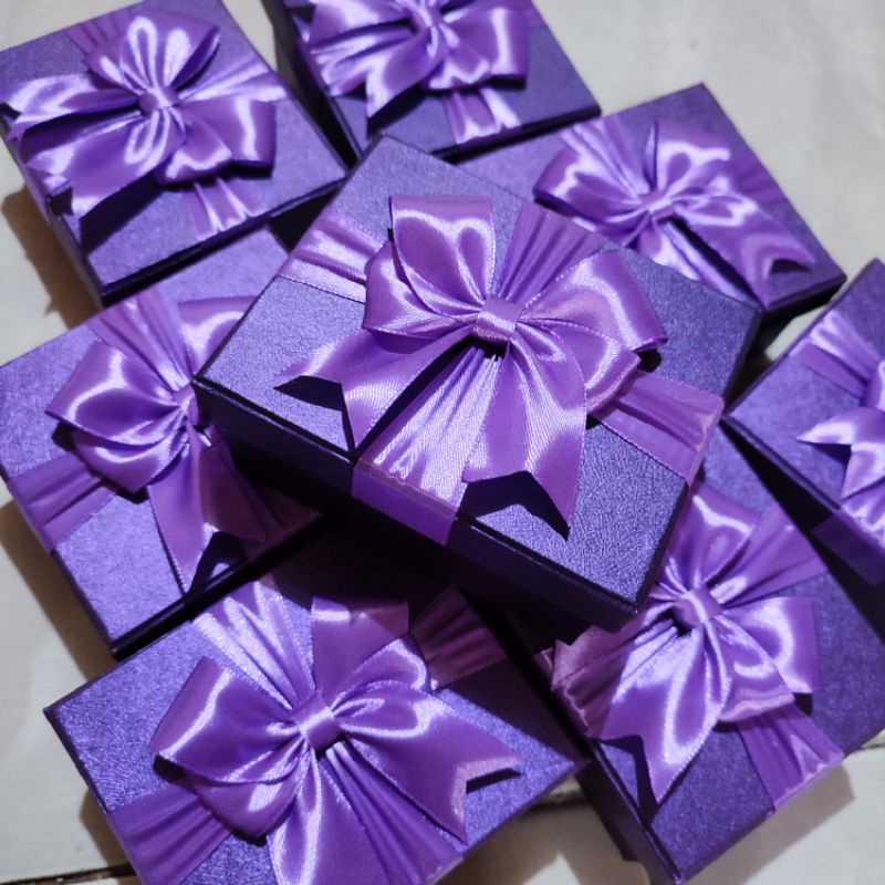 HARDBOX KOTAK HADIAH KADO SPESIAL UNGU / LILAC