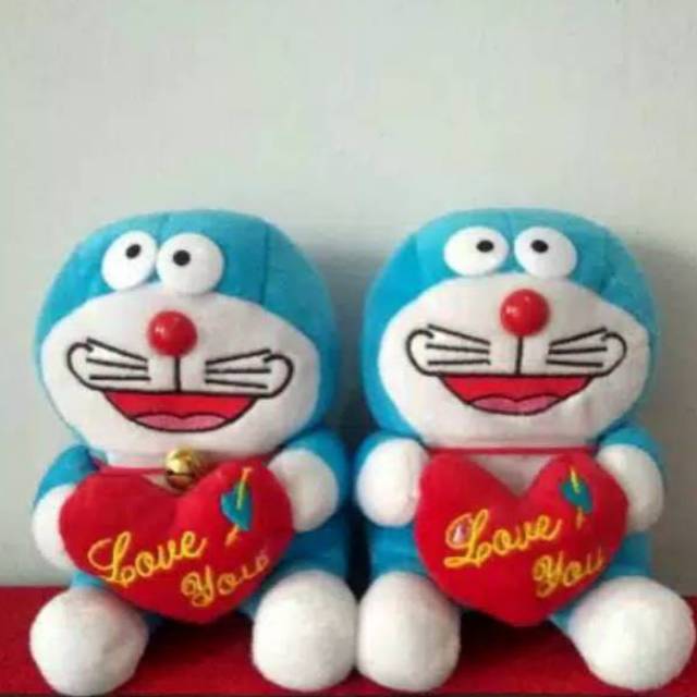 Boneka doraemon love SNI size:S