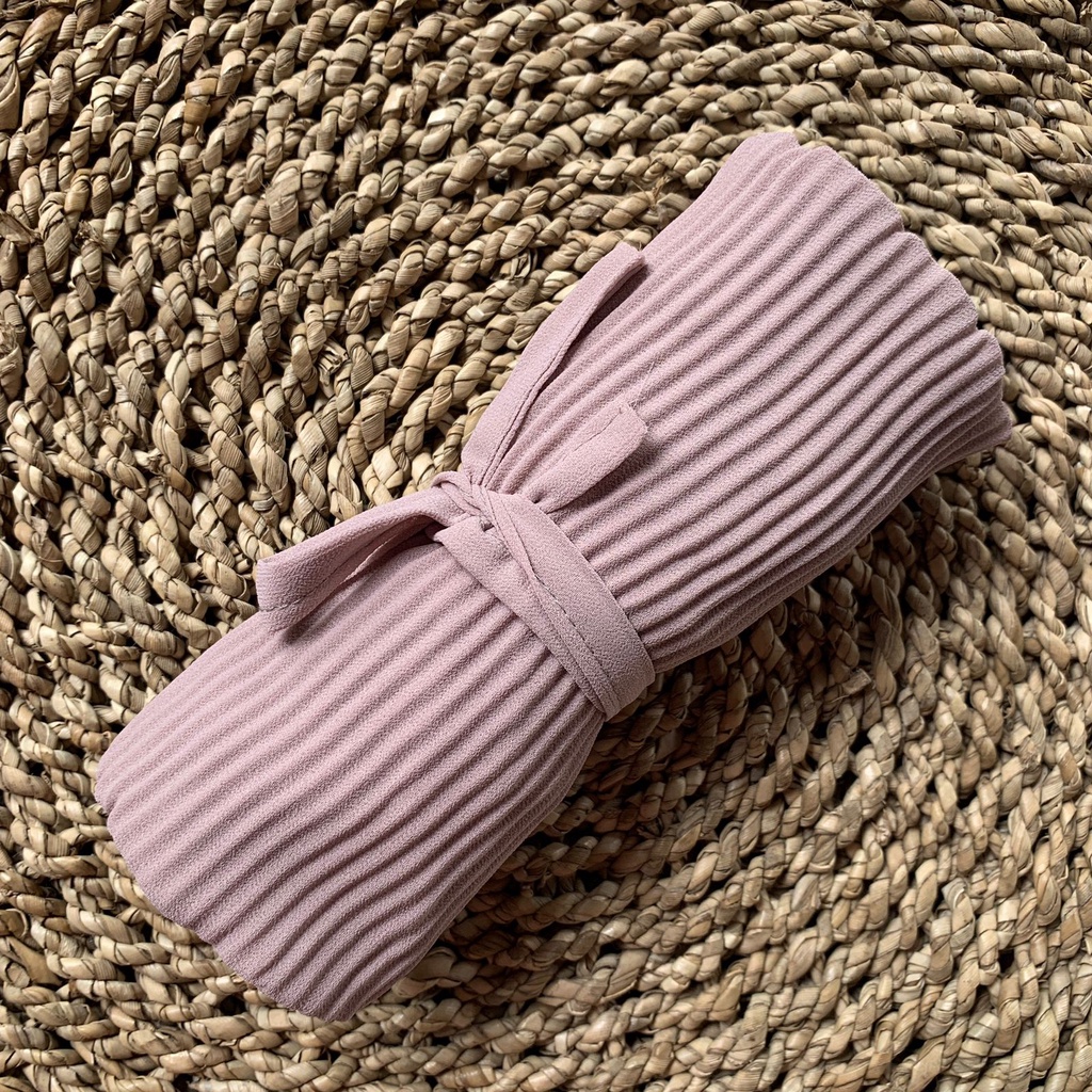 BERGO PLISKET LIDI PREMIUM Jilbab Instan tali Non tali Bahan Ceruty Jahit tepi-Tali nude #2