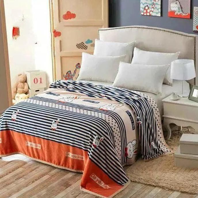 Selimut Bulu Tebal Karakter