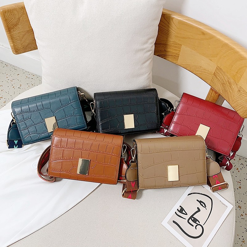 TAS SELEMPANG KULIT BUAYA/ TAS WANITA IMPORT - FASH3370