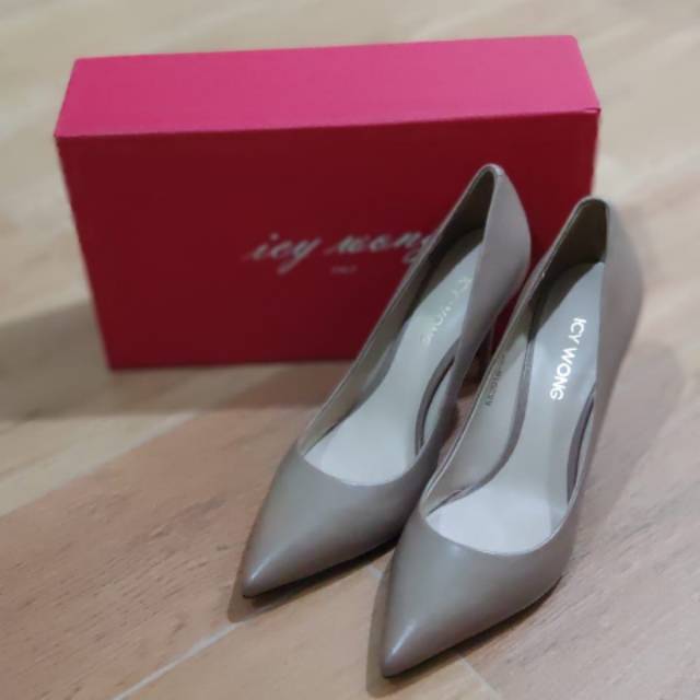 Icy wong.original. Nude. Size 39. Heels 8cm