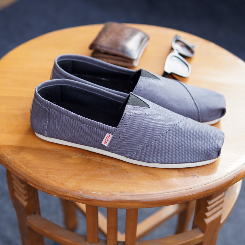 SM88 - BIG SALE Sepatu Wakai Selop Abu Kasual Slip On Santai Simple Murah Keren Cowok / Pria Slop