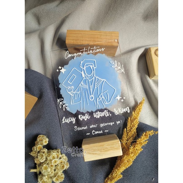 Kado wisuda | Akrilik Lettering  | Acrylic Lettering | Hampers Wisuda | Kado Wisuda Murah | Ilustras