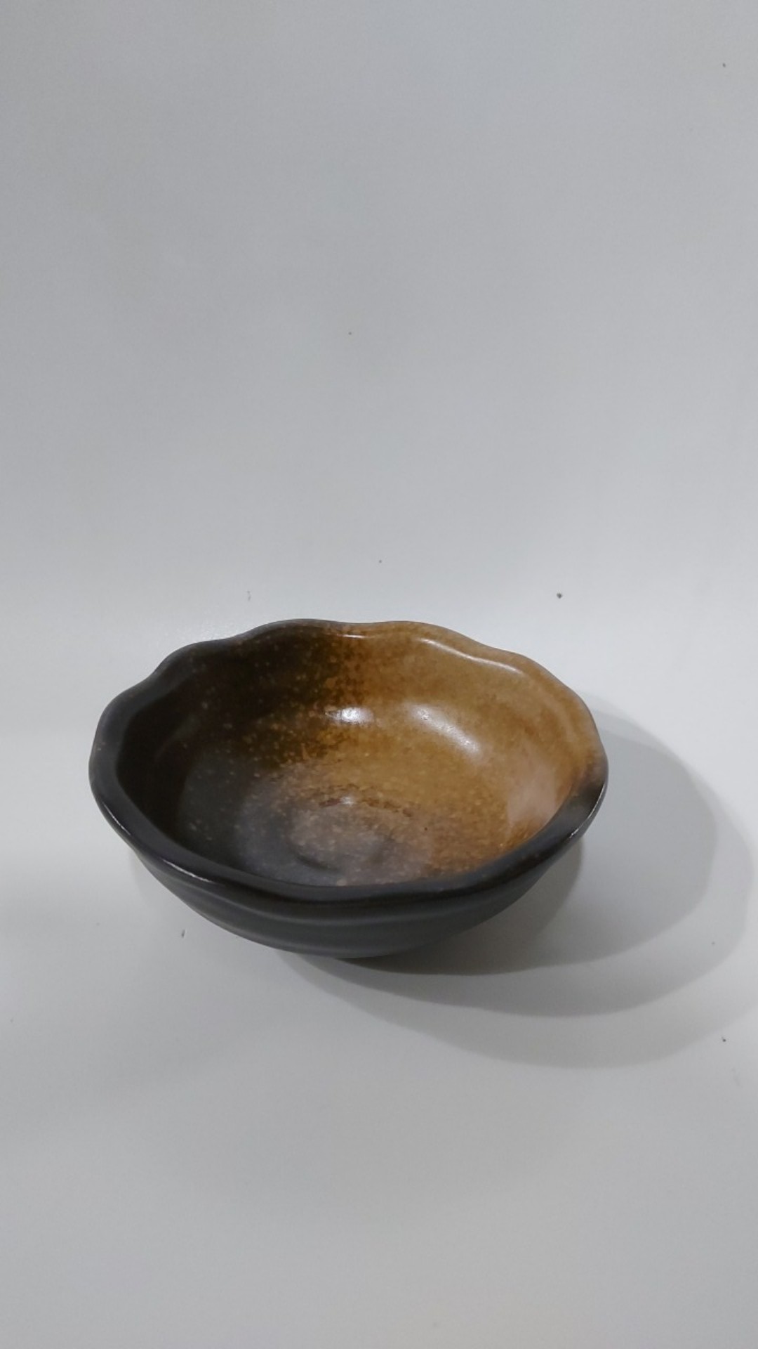 Brewsuniq - Dark Brown Rice Bowl 5 Flower Shape / Mangkuk Makan Keramik Jepang