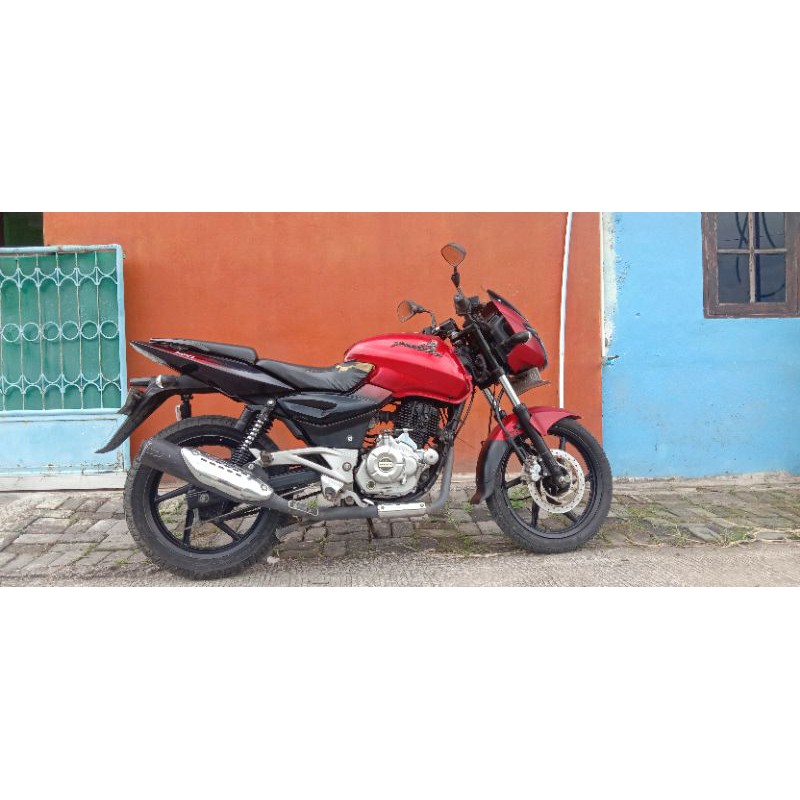 Knalpot bajaj pulsar 180cc 2012