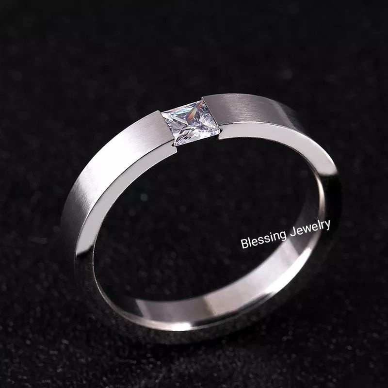 Cincin Permata Zircon Titanium Antikarat Selamanya