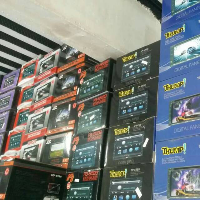 Tv dvd mobil ERTIGA mirorlink