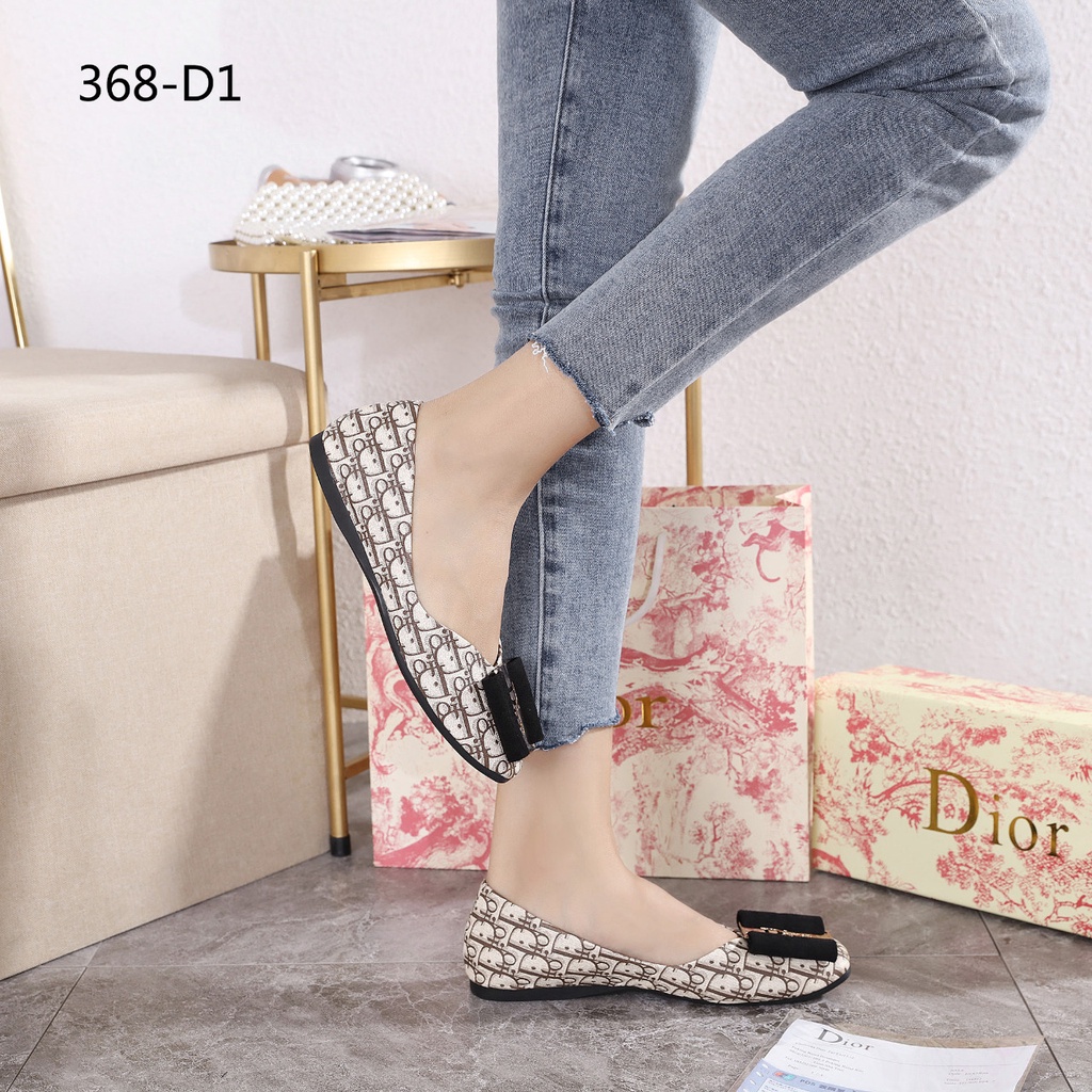 TC CD Logo Flat Shoes #368-D1