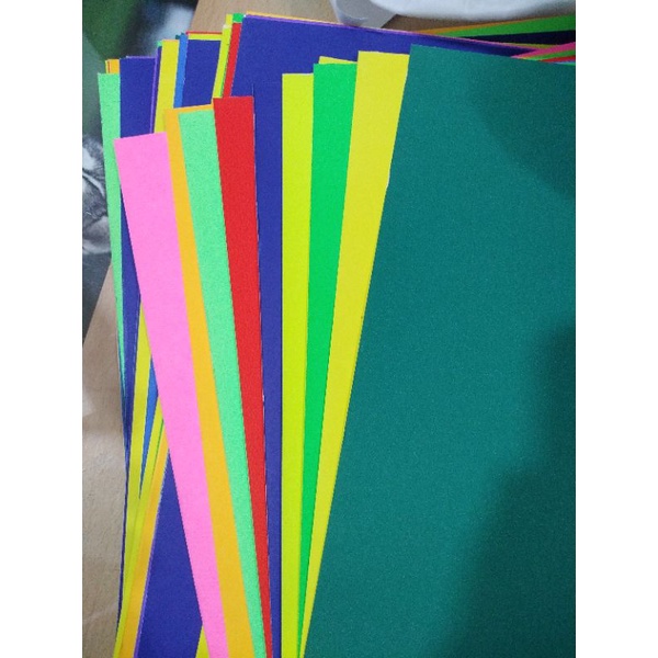 

Kertas karton warna sejenis asturo 10 lembar mix warna 20x30 cm