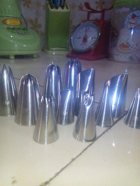 Spuit Mirip Wilton 2f - Decorating Tips