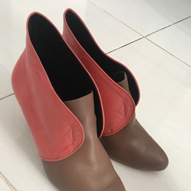 Preloved Sepatu Bonia Original Leather Size 40