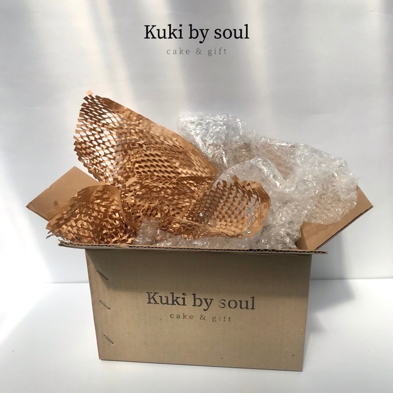 

Extra packaging / bubble wrap / paper bag / kardus by soul café