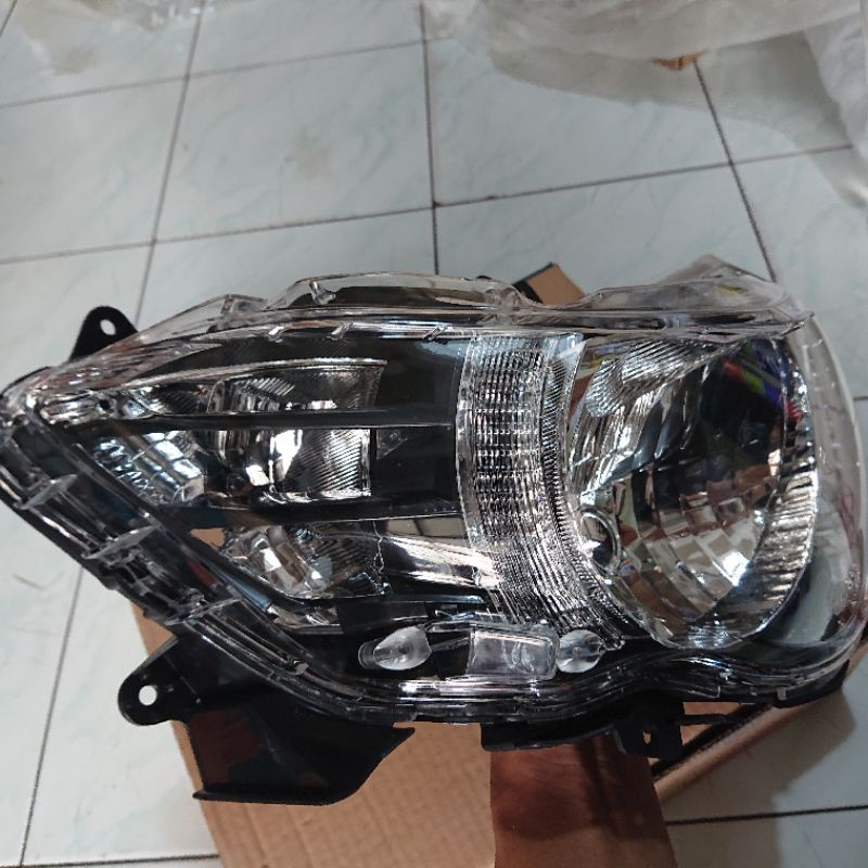 lampu depan mio soul gt 110 plus reflektor lengkap merk win