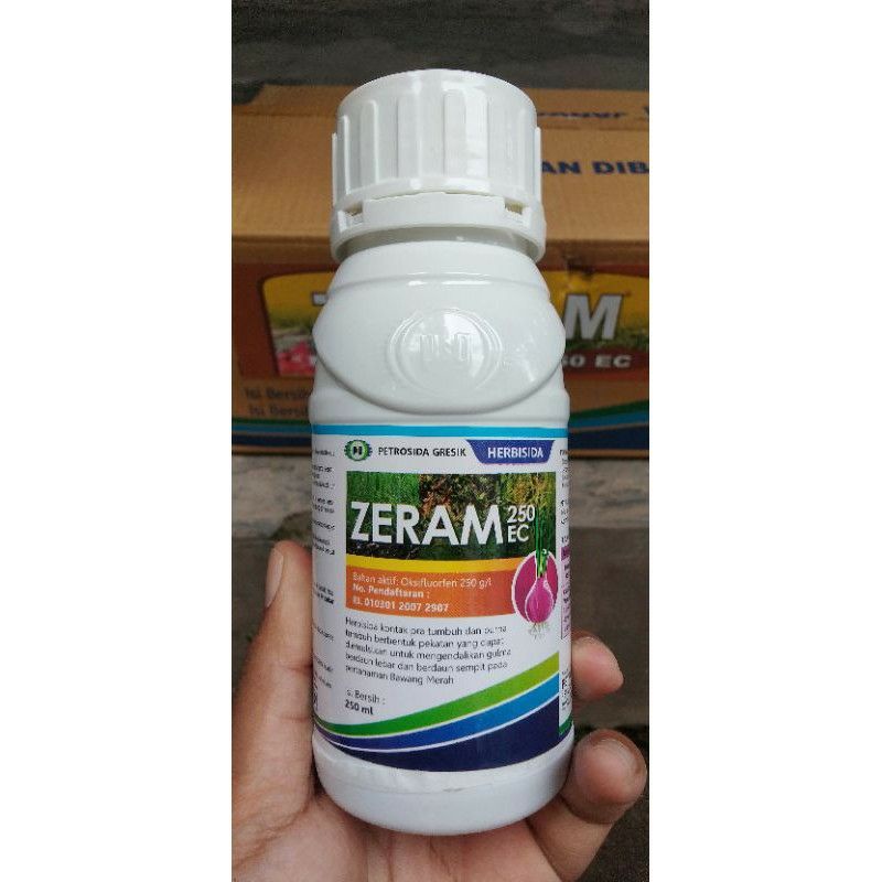 Zeram 250 EC kemasan 250 ml