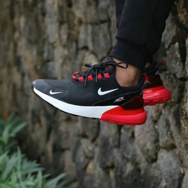 SEPATU SNEAKERS PRIA SNEAKER COWOK IMPORT RUNNING SEPATU OLAHRAGA KASUAL KEKINIAN-Hitam Merah