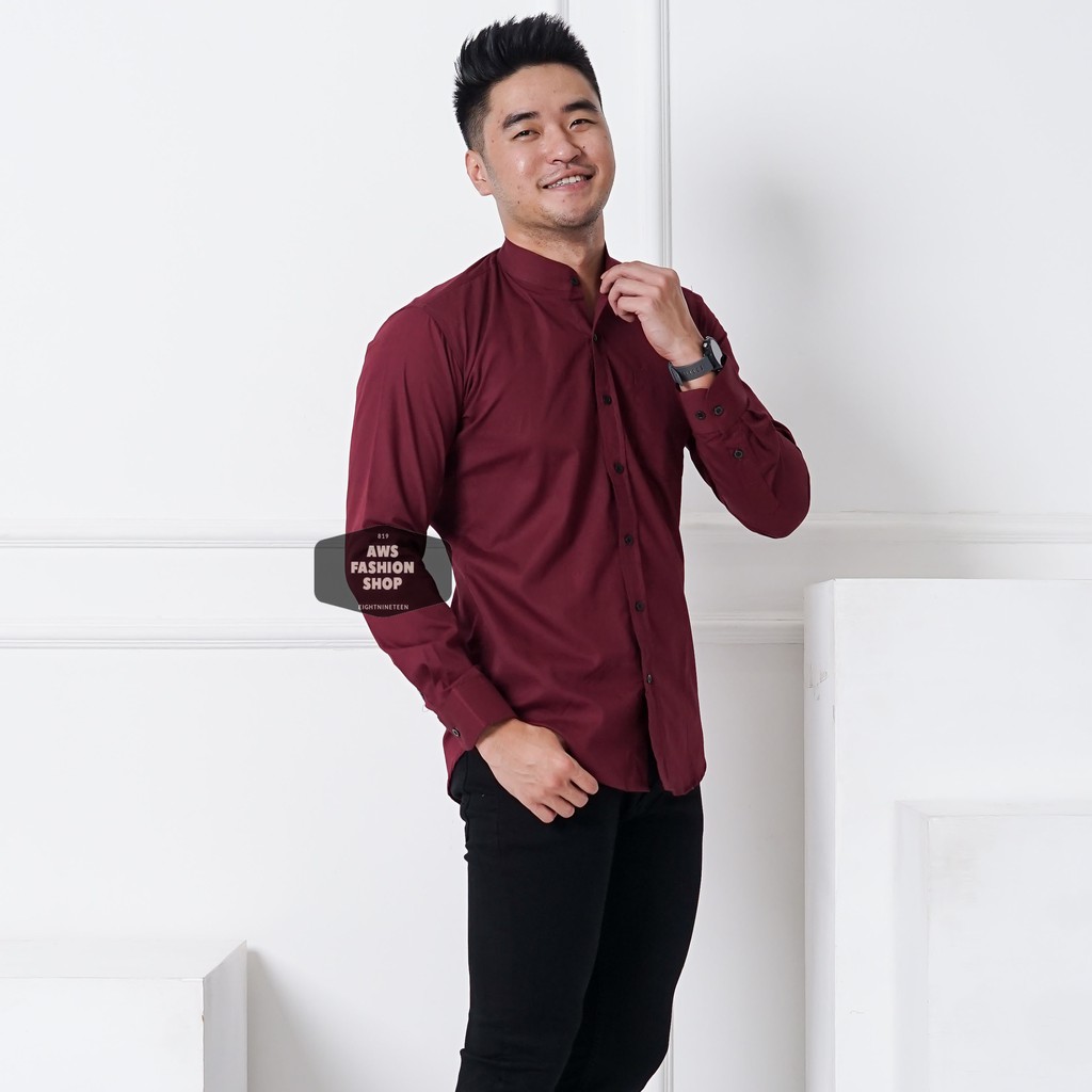 Kemeja Pria Lengan Panjang Polos Merah Maroon Kerah Shanghai Slimfit Casual Kerah Koko