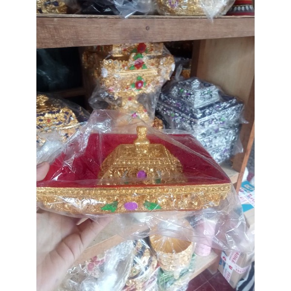 pemuspaan atau tempat bunga atau bokor sodaan