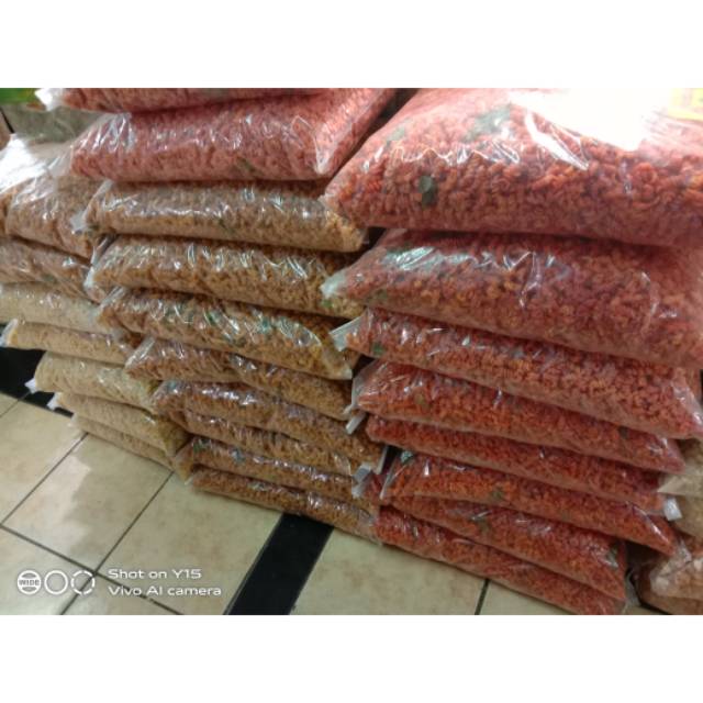 

Makroni spiral peddes daun jeruk, balado daun , original 2.5kg