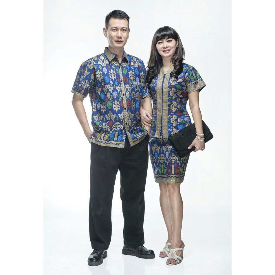 BATIK SARIMBIT COUPLE KELUARGA AYAH IBU ANAK SERAGAMAN COPEL ROK N BLUS SANTIKA PRODO PENDEK BIRU