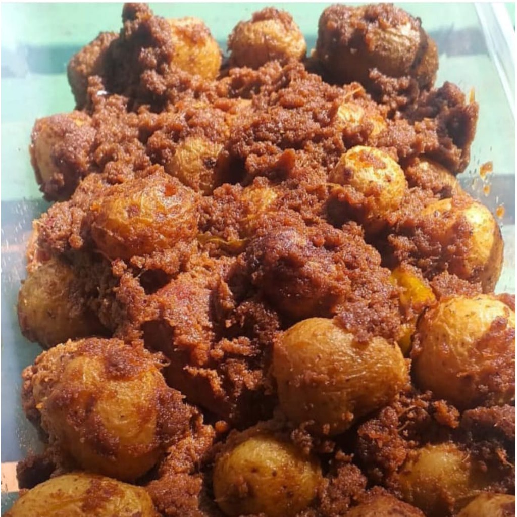 

RENDANG DAGING SAPI / SIAP SAJI / LAUK RUMAHAN