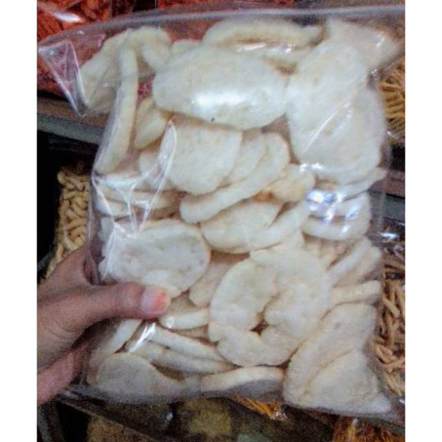 

Kerupuk Kemplang /kerupuk koin/kerupuk ikan