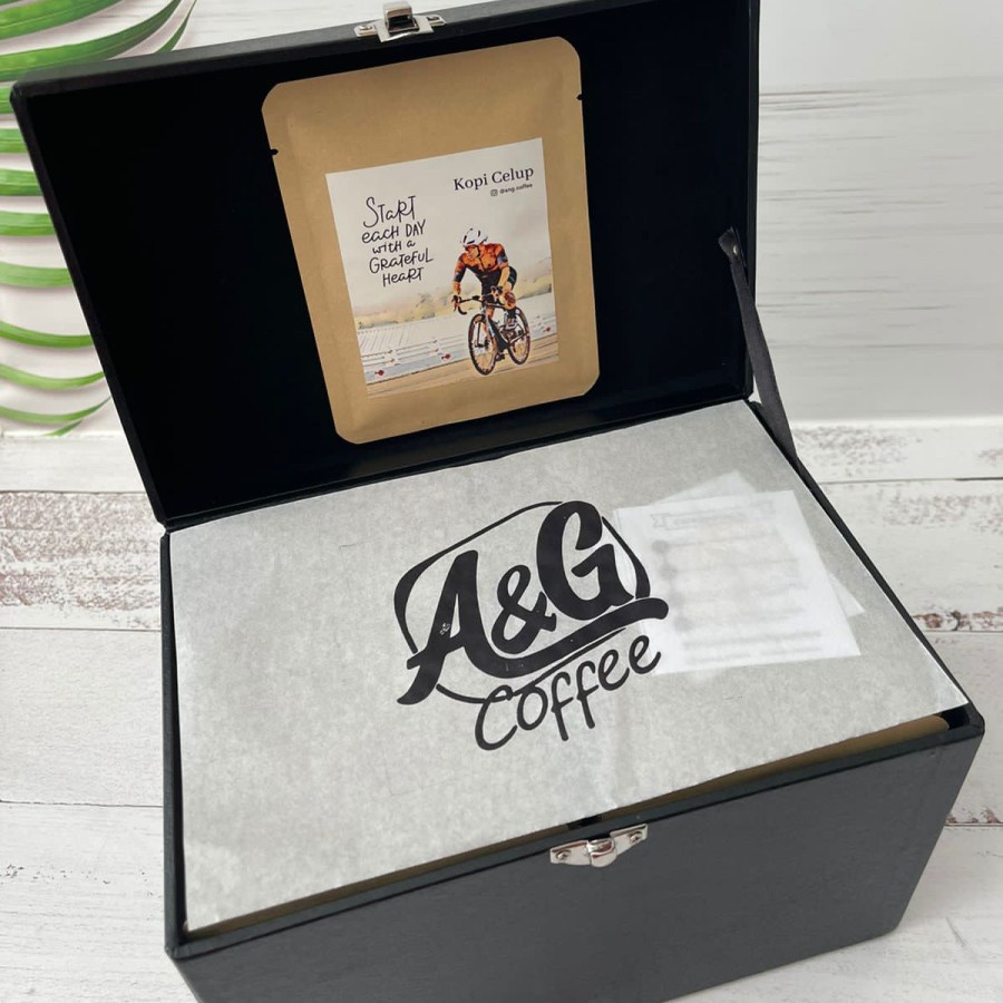 

Kopi Celup isi 50 sachet (1 box)