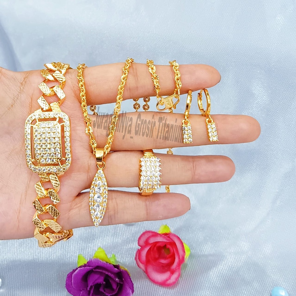 SET DEWASA TITANIUM KOTAK SEMI DIAMOND 30 SUPER MEWAH ANTI KARAT&amp;ANTI LUNTUR