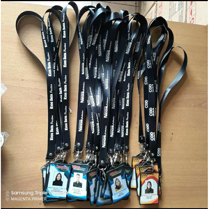 

Id Card Set Lanyard Sablon