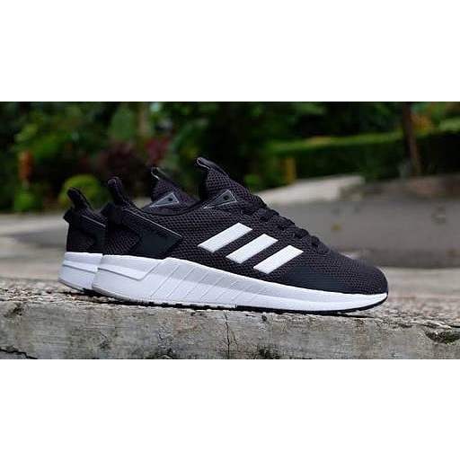 Sepatu Adidas Questar Ride Black White Hitam Putih Import Vietnam Sneakers Sekolah Kuliah Kerja Lari Running Fitnes Gym Zumba Olahraga Senam