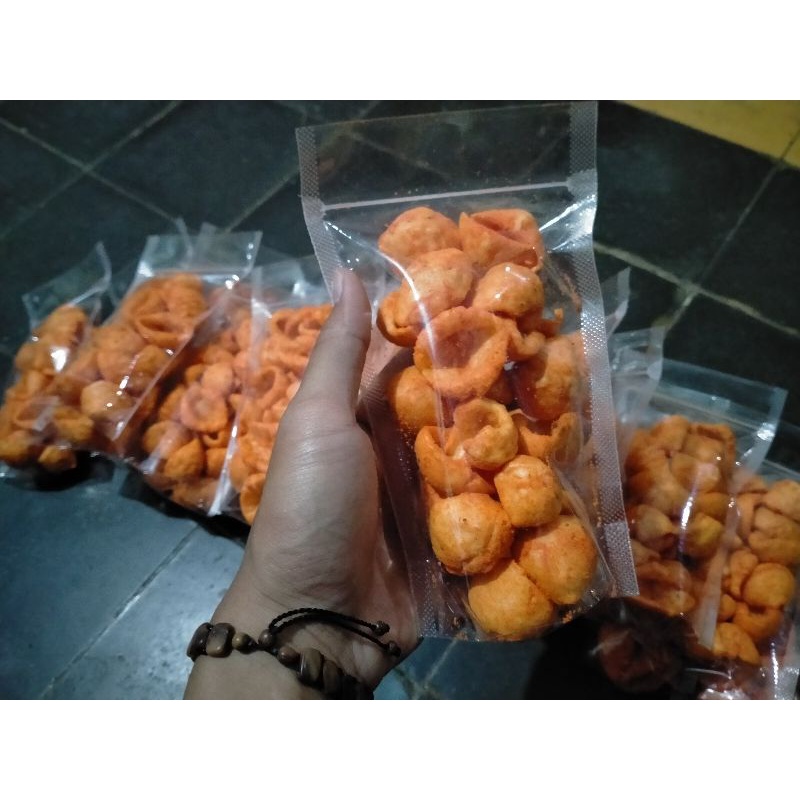 

Beli 10 free 1 Makanan Ringan Basreng/Rambo/kerupuk seblak