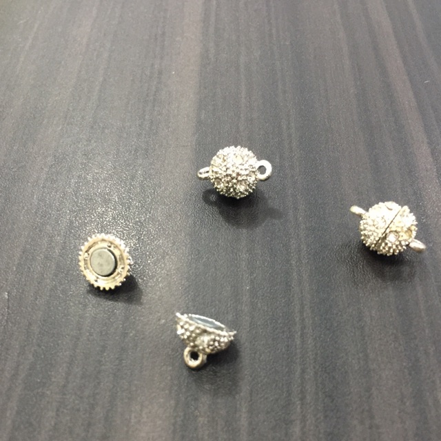 Kait magnet bola dunia 10mm